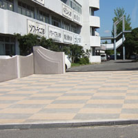 学校の正門、塀リフォーム工事２